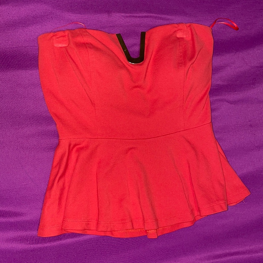 Cute but Sexy Strapless Top (S)